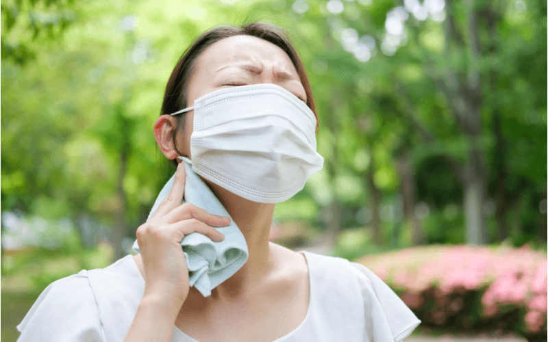 夏に避けられない汗問題！汗が気になり理美容室への来店を控える人も